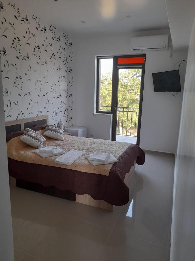 Hotel Bela Si Mario à Techirghiol Extérieur photo